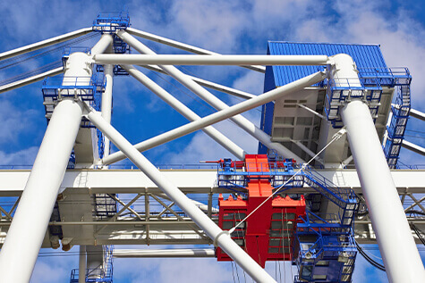 First-Class Locking Assemblies, Shrink Discs, Couplings and Damping Elements for the Highest Demands in Hoists and Cranes | RINGFEDER®